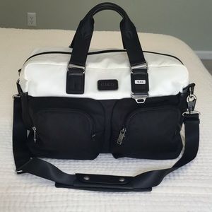 Tumi Alpha Bravo Everett Essential Tote
